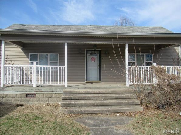 315 S Main St, Sandoval, IL 62882