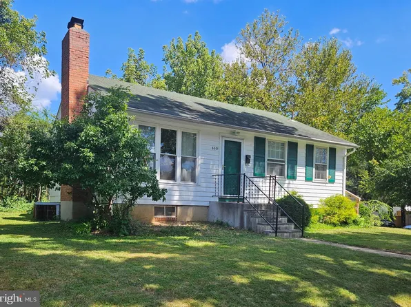 6401 Stoneham Rd, Bethesda, MD 20817