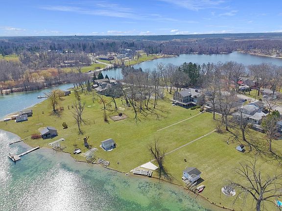 3rd image of N1140 Tombeau ROAD