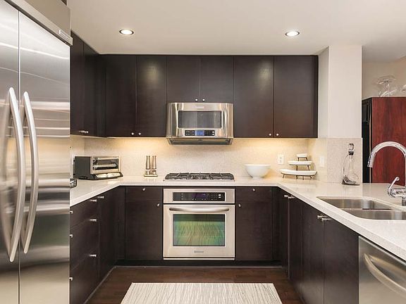 5th image of 330 Mission Bay Blvd #117