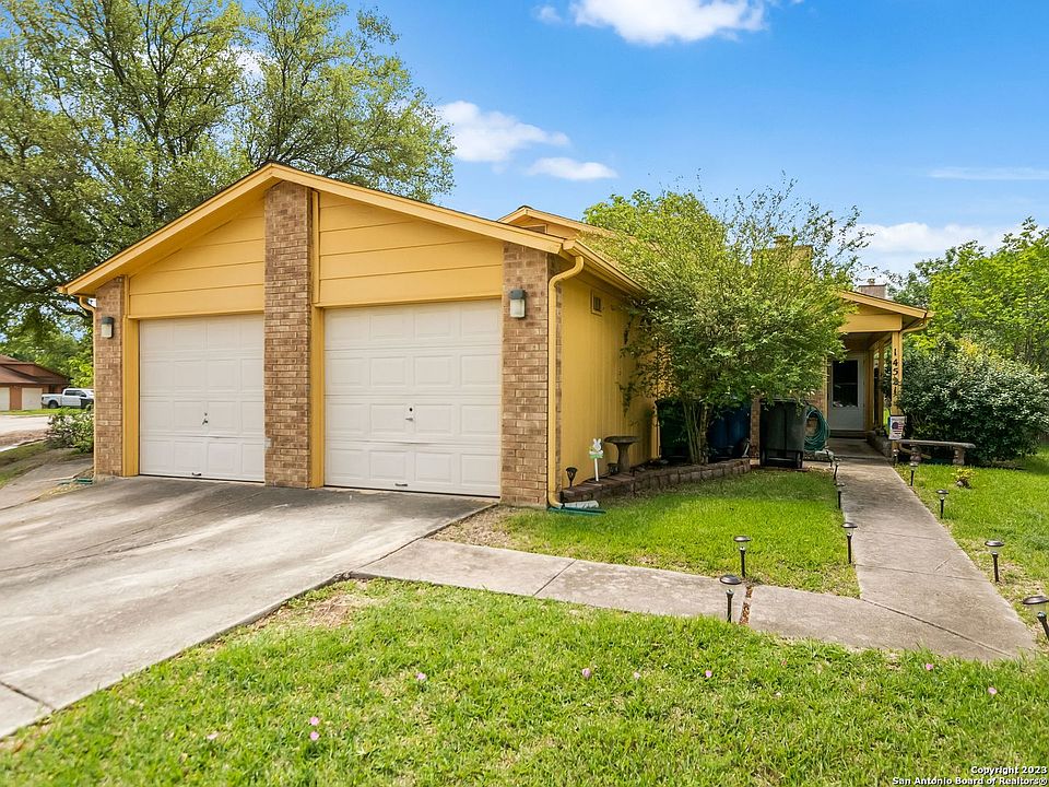 1st image of 14519 Waddesdon Bluff