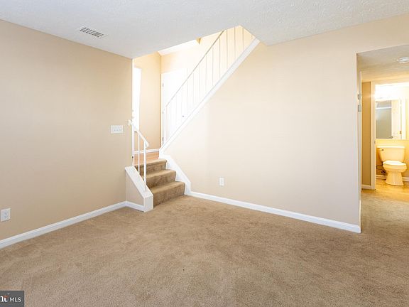 5th image of 46359 Columbus Dr Unit 601