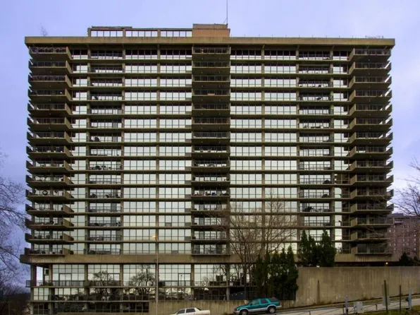 600 E Admiral Blvd Unit 1904, Kansas City, MO 64106