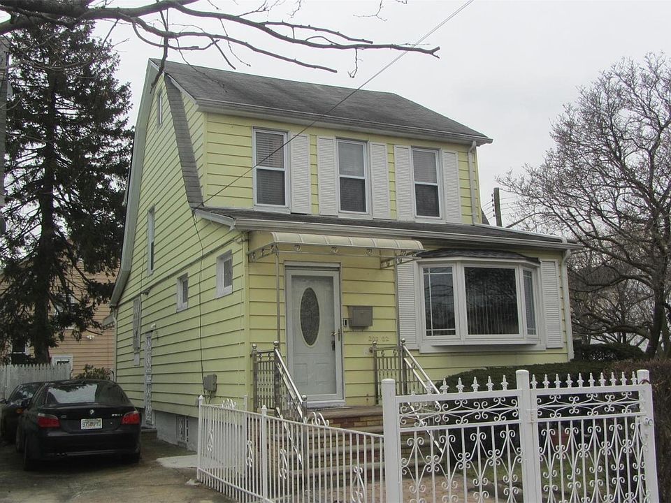 1st image of 203-02 116th Avenue