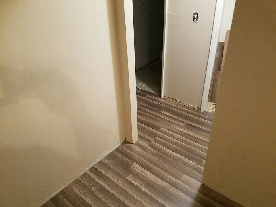 2nd image of 13 Seneca Manor Dr