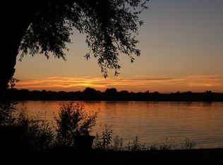 309 Chinook Ave SW, Avon, MN 56310