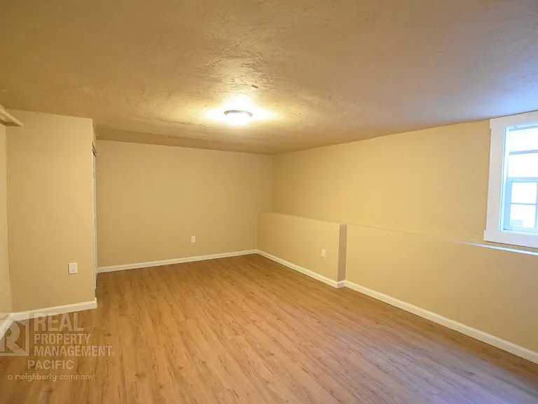 1435 Parker Street — Photo 13