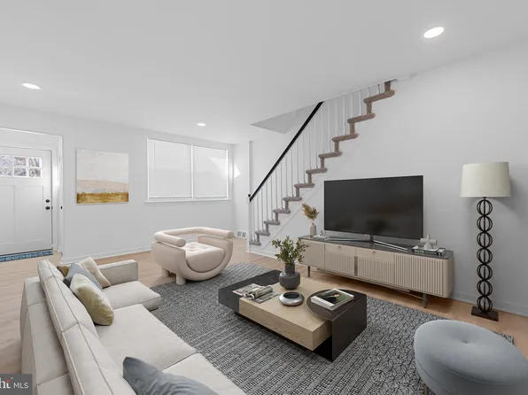 8629 Bayard St, Philadelphia, PA 19150