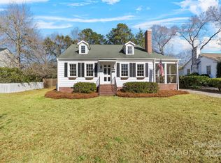 1614 Jordan St, Camden, SC 29020