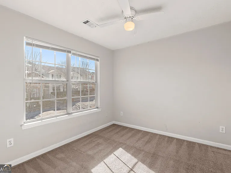 132 Hawkeye Ln — Photo 10