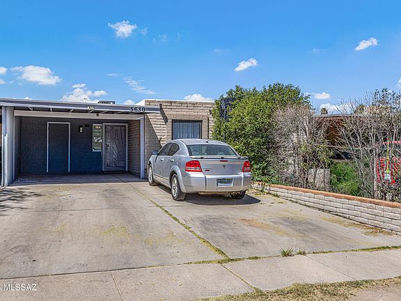 3rd image of 5630 S Holladay Dr