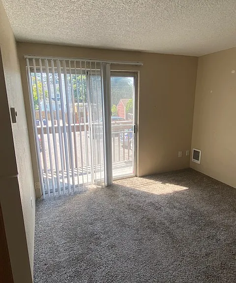 708 E Mission Ave #3 — Photo 11