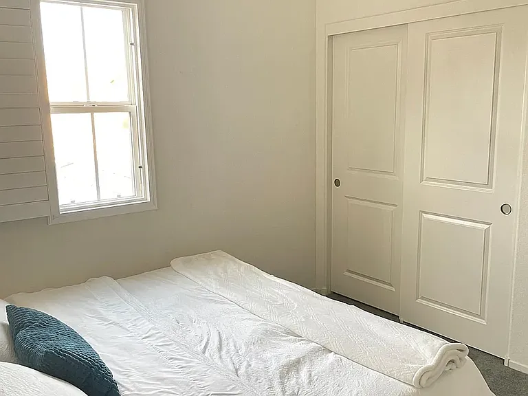 10639 Whiting Ave — Photo 17