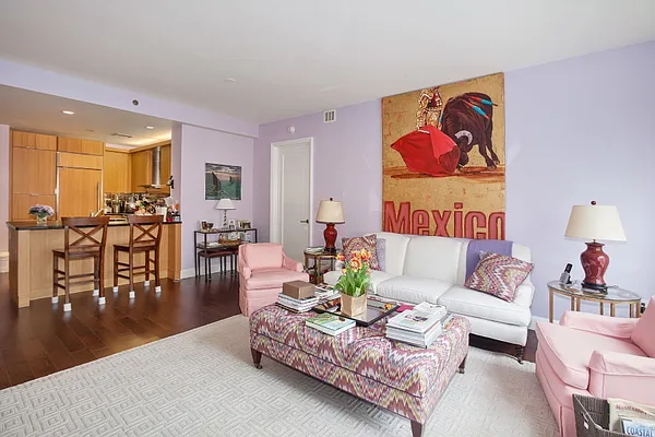 Sold by LG Fairmont Group | media 1