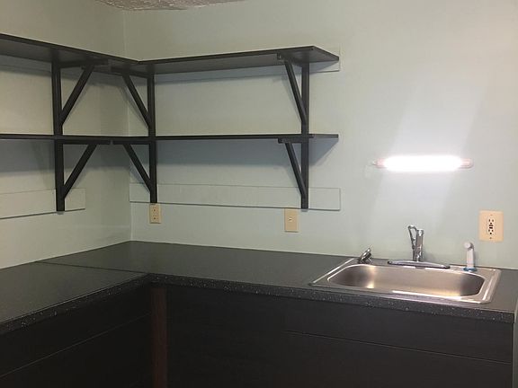 3rd image of 100 Brooklyn St Floor 1
