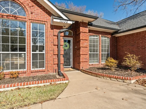 1000 Westminister Ln, Greenville, TX 75402
