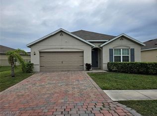 10517 Canal Brook Ln, Lehigh Acres, FL 33936