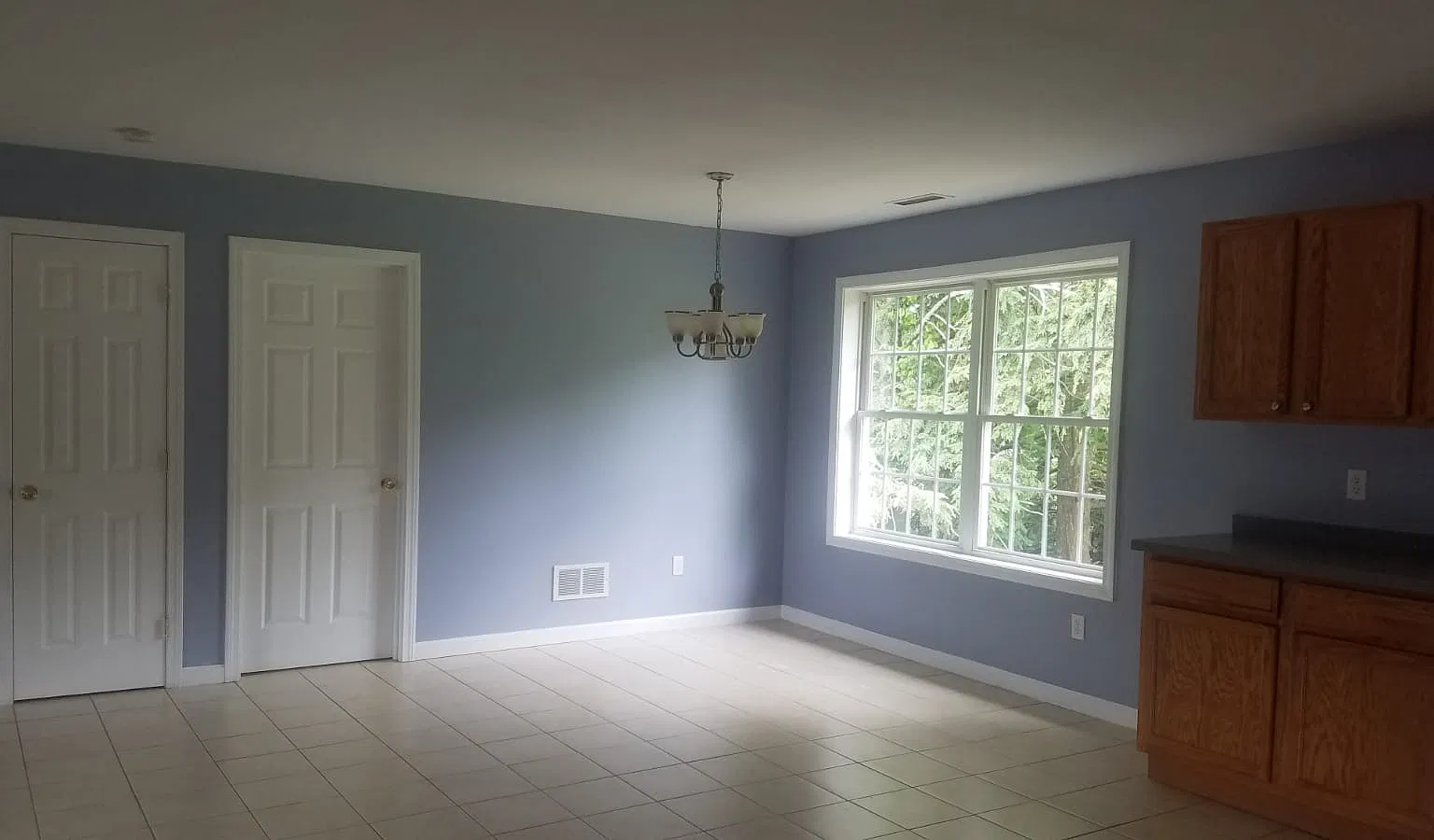 3 bed, 1426 sqft, $2,495 — Photo 1