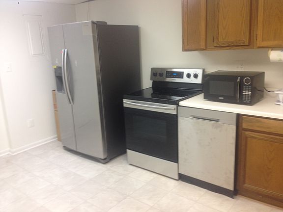 3rd image of 14313 Bauer Dr