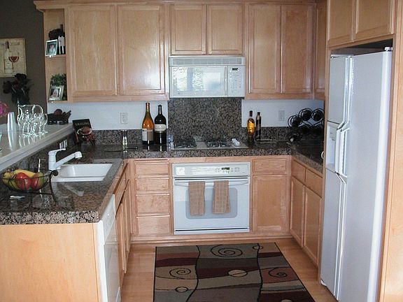 Granite Counters Throughout Kitchen