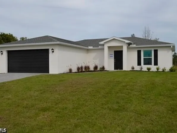 4205 NE 22nd Place Cpe, Coral, FL 33909