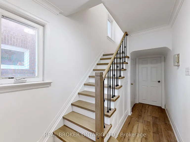 451 Donlands Ave #MAIN — Photo 11