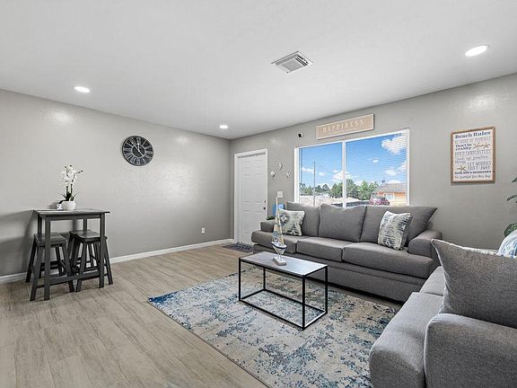 2nd image of 109 Gordon Ave S #109