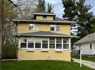 2001 Teel Ave, Lansing, MI 48910