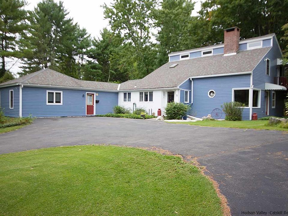 1st image of 611 Lucas Avenue Ext