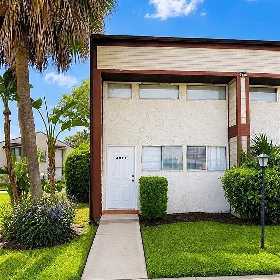 4001 Woodfern Dr #C-1 — Photo 1