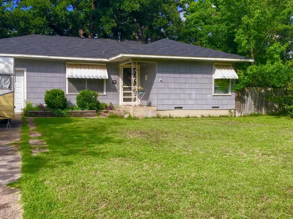 1205 Marsteller Ave, College Station, TX 77840