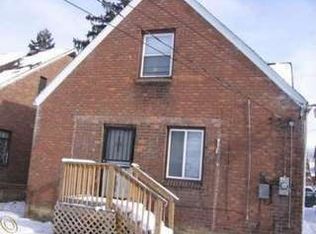 9267 Grayton St, Detroit, MI 48224