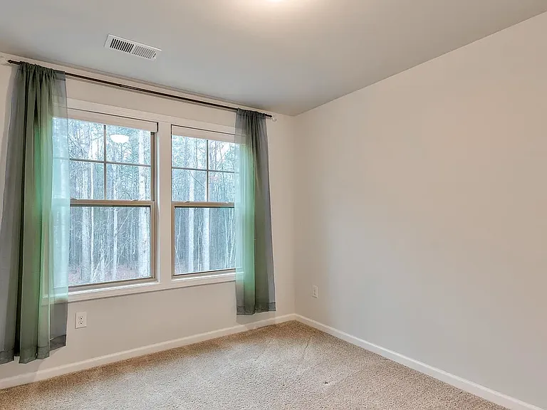 Upstairs Bedroom 3