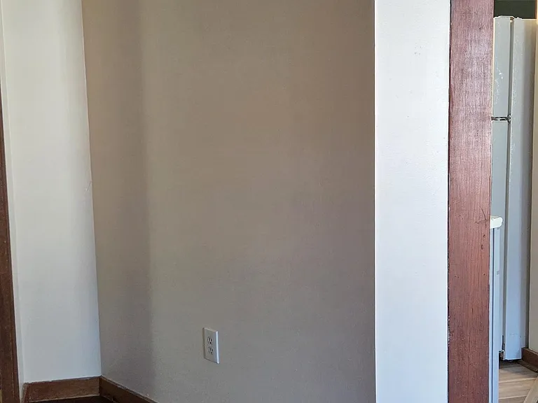 32 Court St #D — Photo 23