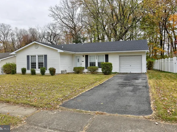 7959 Citadel Dr, Severn, MD 21144