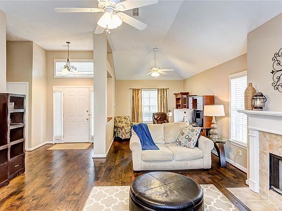 3rd image of 7821 Copperfield Dr
