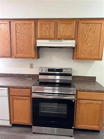 3717 Canterbury Ln — Photo 7