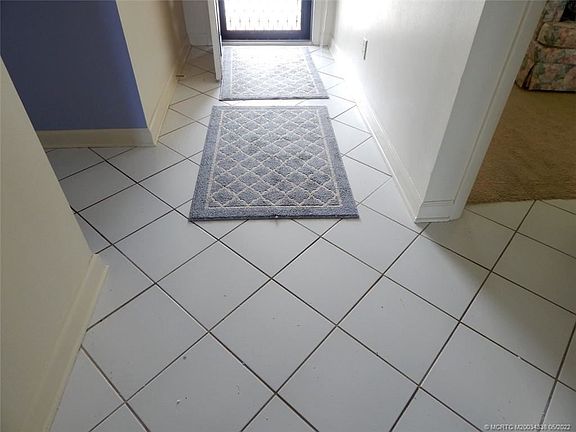 2nd image of 175 SE Saint Lucie Blvd APT F117