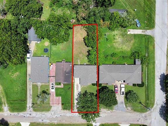 4th image of 1710 Brookshire St