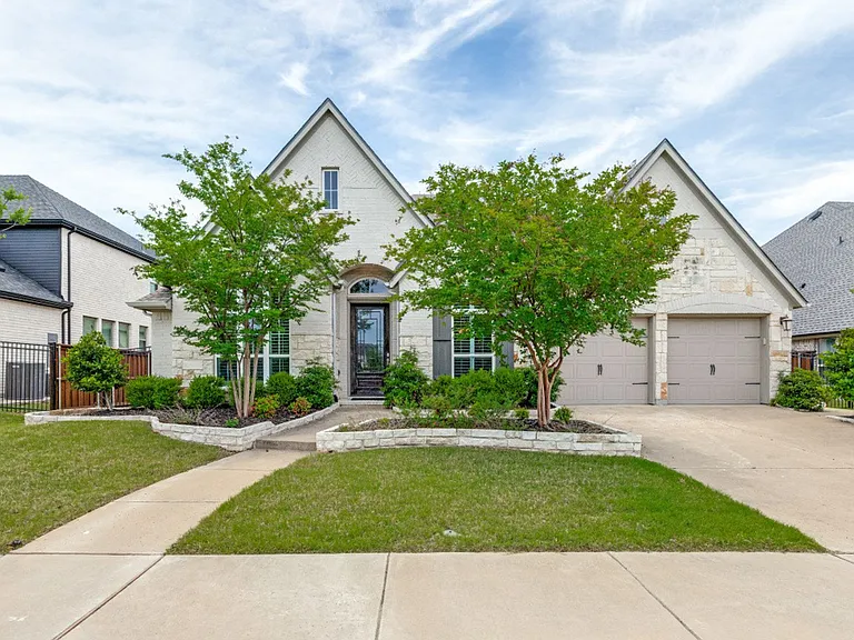 2065 Snapdragon Rd — Photo 1