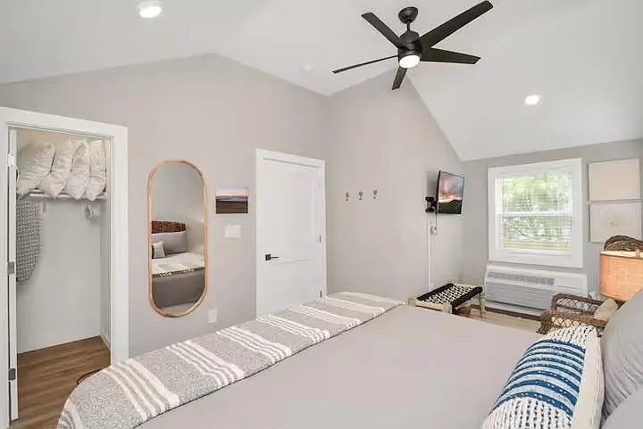 5324 Avenue L — Photo 5