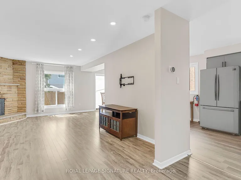 42 Baxter Cres — Photo 9