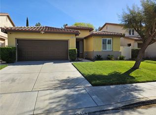 1034 Queen Annes Ln, Beaumont, CA 92223