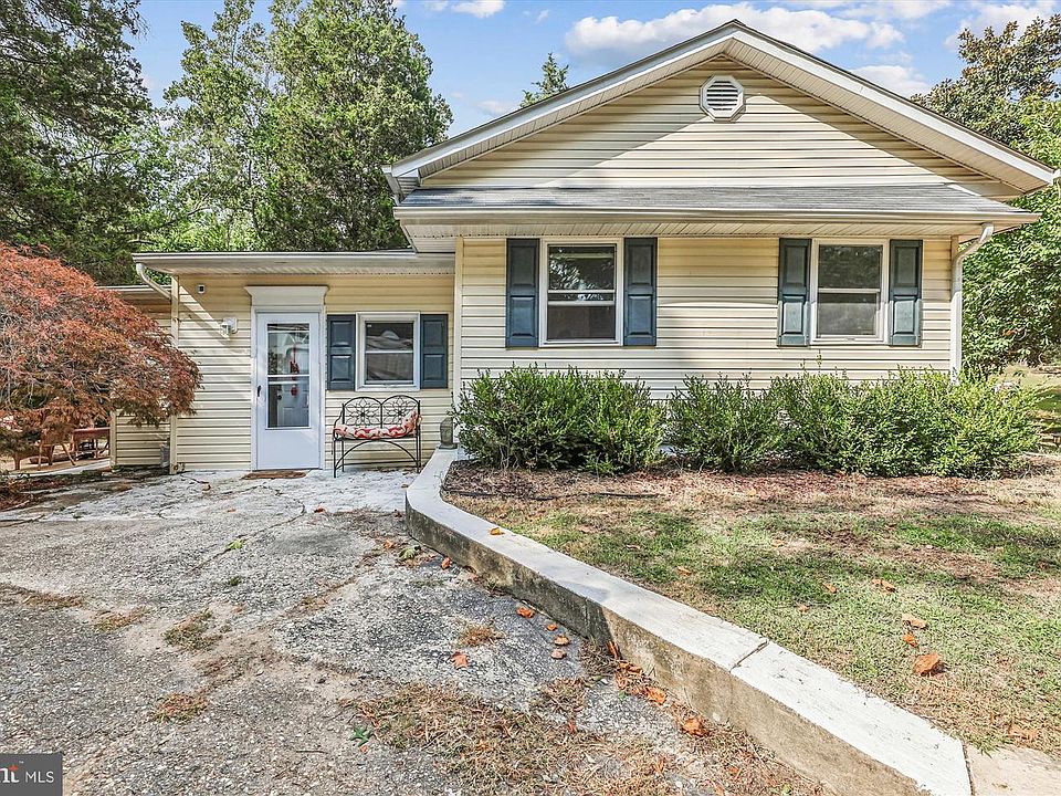 1st image of 8311 Cedarville Rd