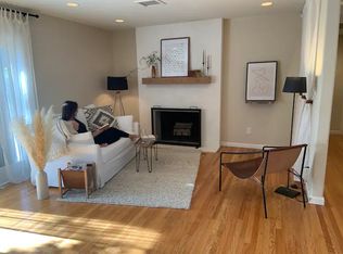 (Undisclosed Address), Woodland Hills, CA 91367
