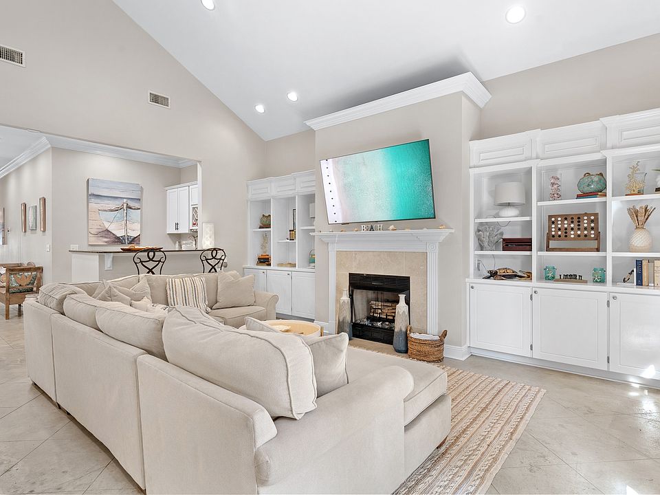 1st image of 51 Rue Caribe