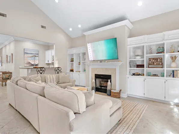 51 Rue Caribe, Miramar Beach, FL 32550