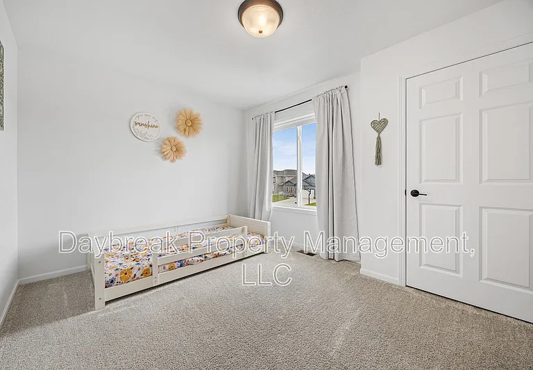 7909 Lost River Rd — Photo 22