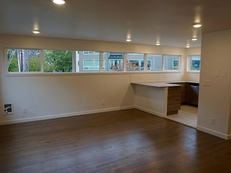 Living/Kitchen