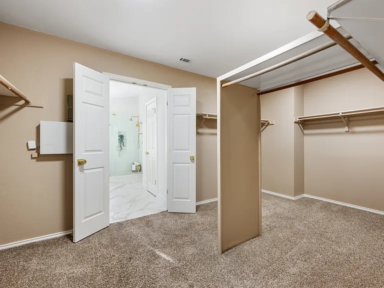 2126 Simbrah Dr — Photo 43